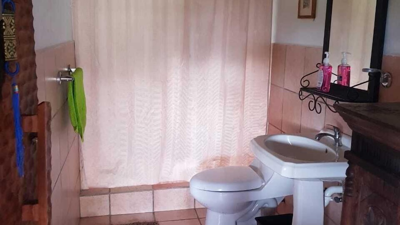 Photo of Bathroom in Birri
