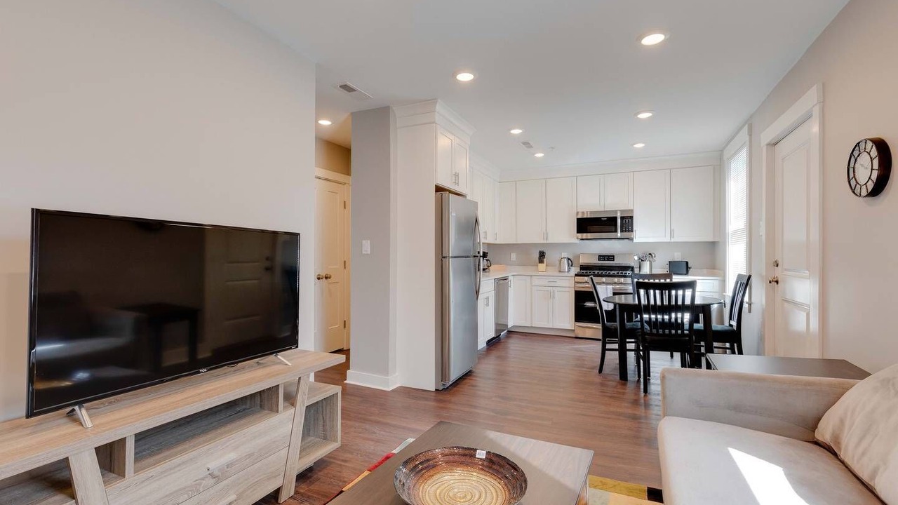 Photo of Livingroom in East Cambridge