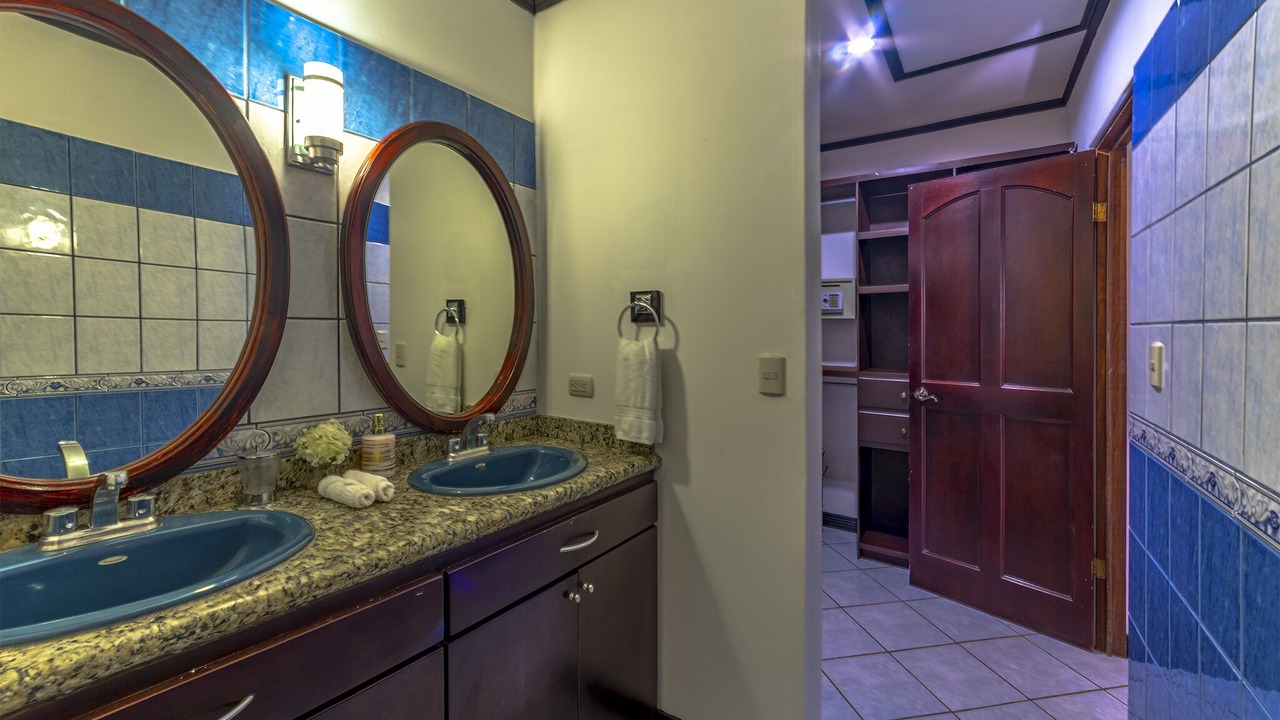 Photo of Bathroom in Playa Hermosa