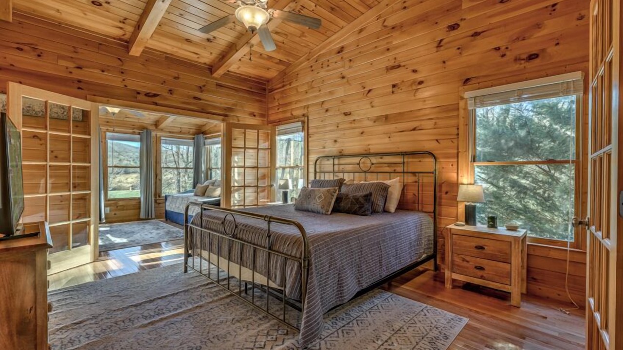 Photo of Bedroom in Morganton