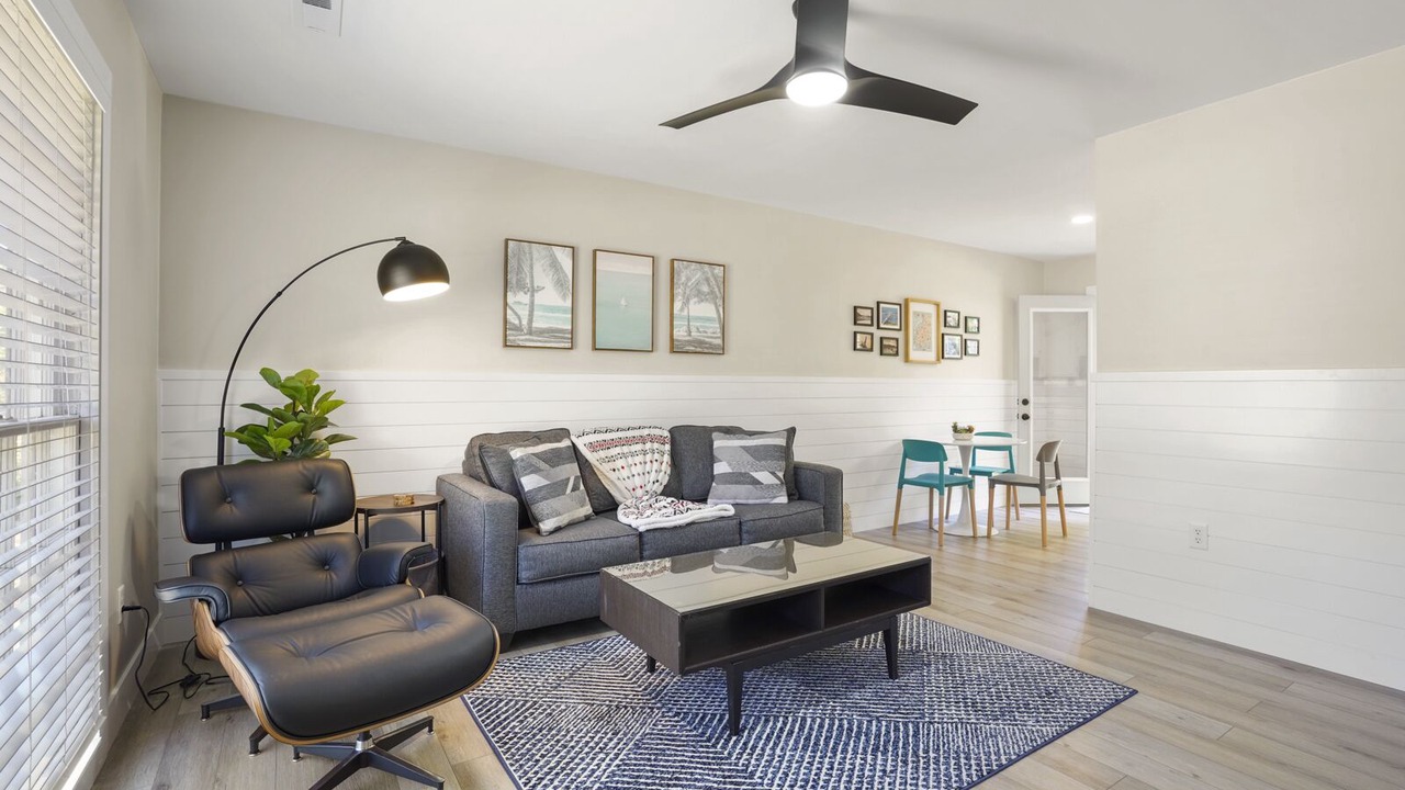 Photo of Livingroom in Mount Pleasant