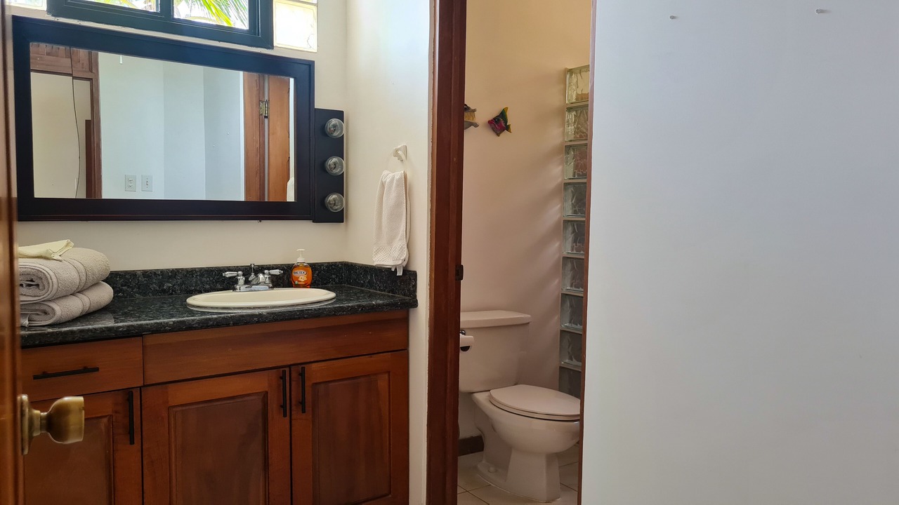 Photo of Bathroom in Junquillal