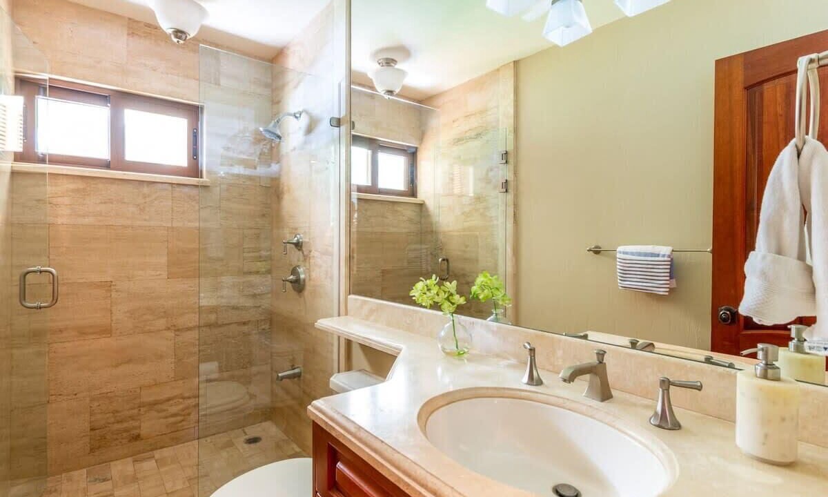 Photo of Bathroom in Playa Flamingo