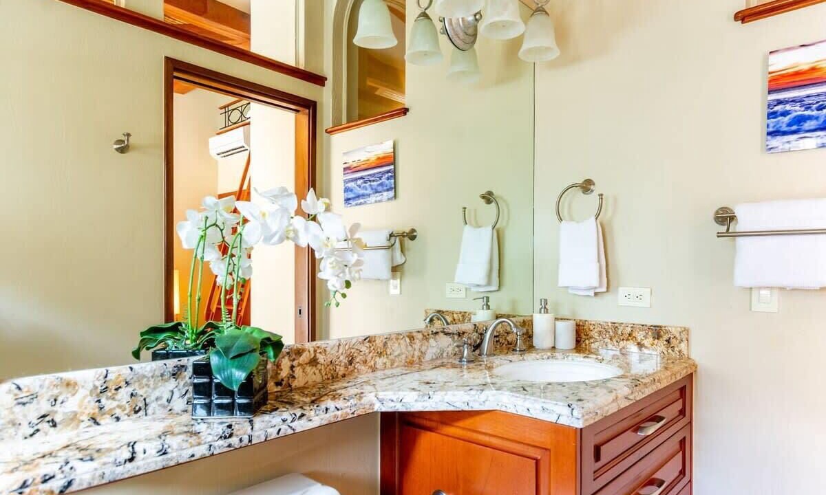 Photo of Bathroom in Playa Flamingo