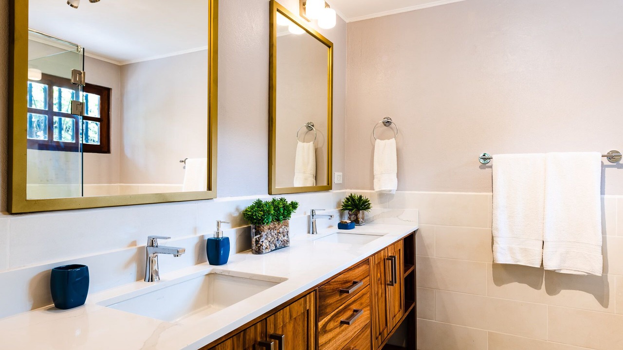 Photo of Bathroom in Palm Beach Estates