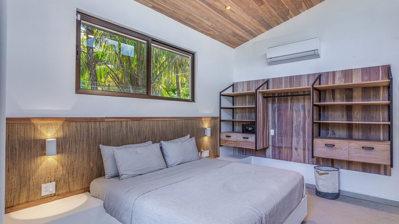 Photo of Bedroom in Playa Guiones