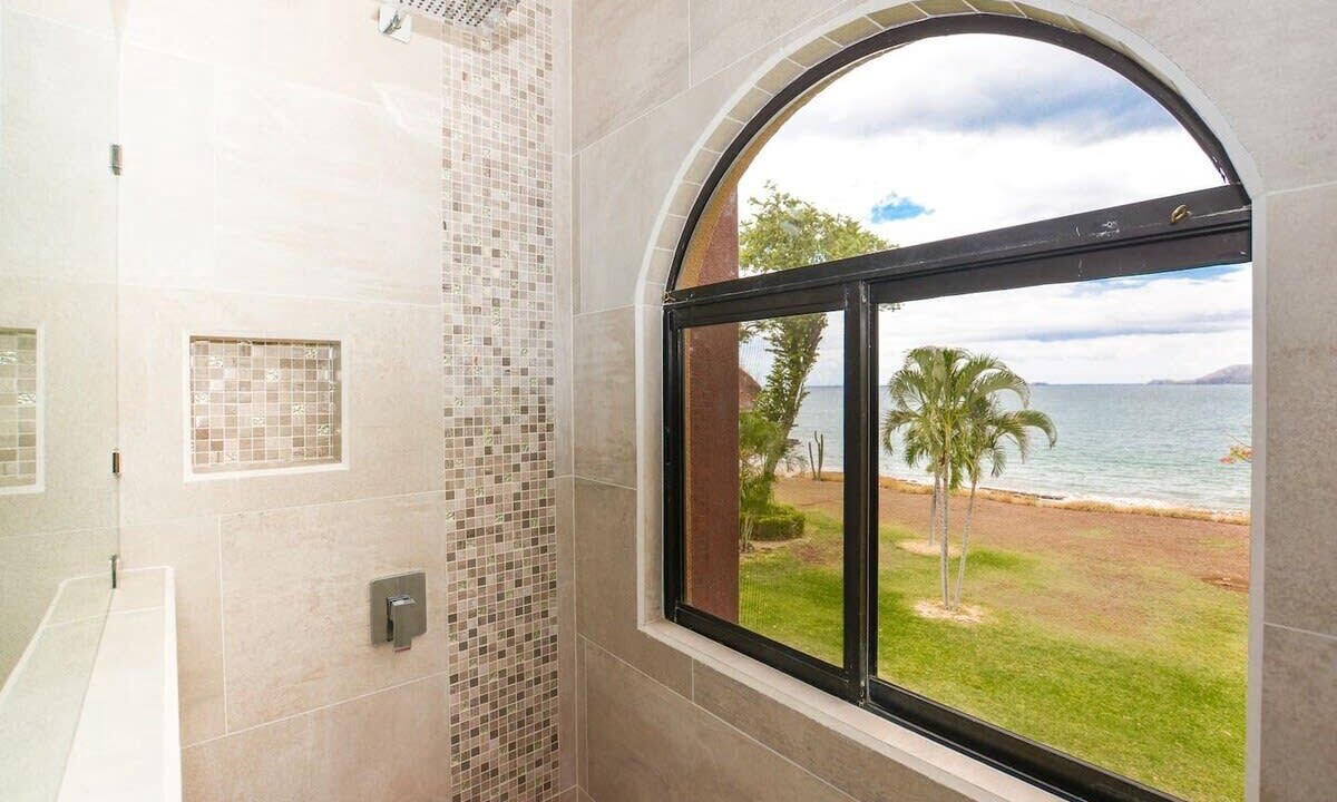 Photo of Bathroom in Playa Flamingo