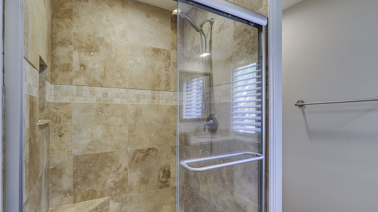 Photo of Bathroom in Shipyard Plantation