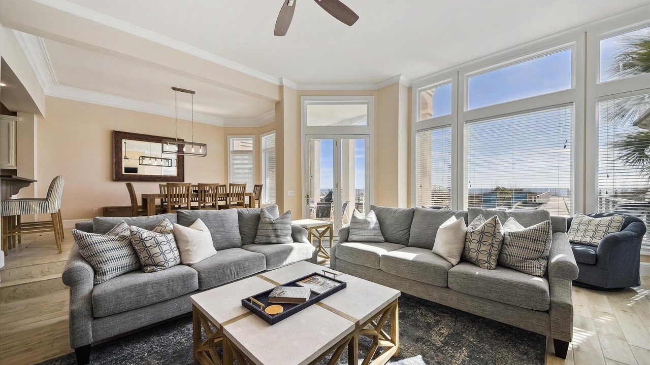 Photo of Livingroom in Palmetto Dunes