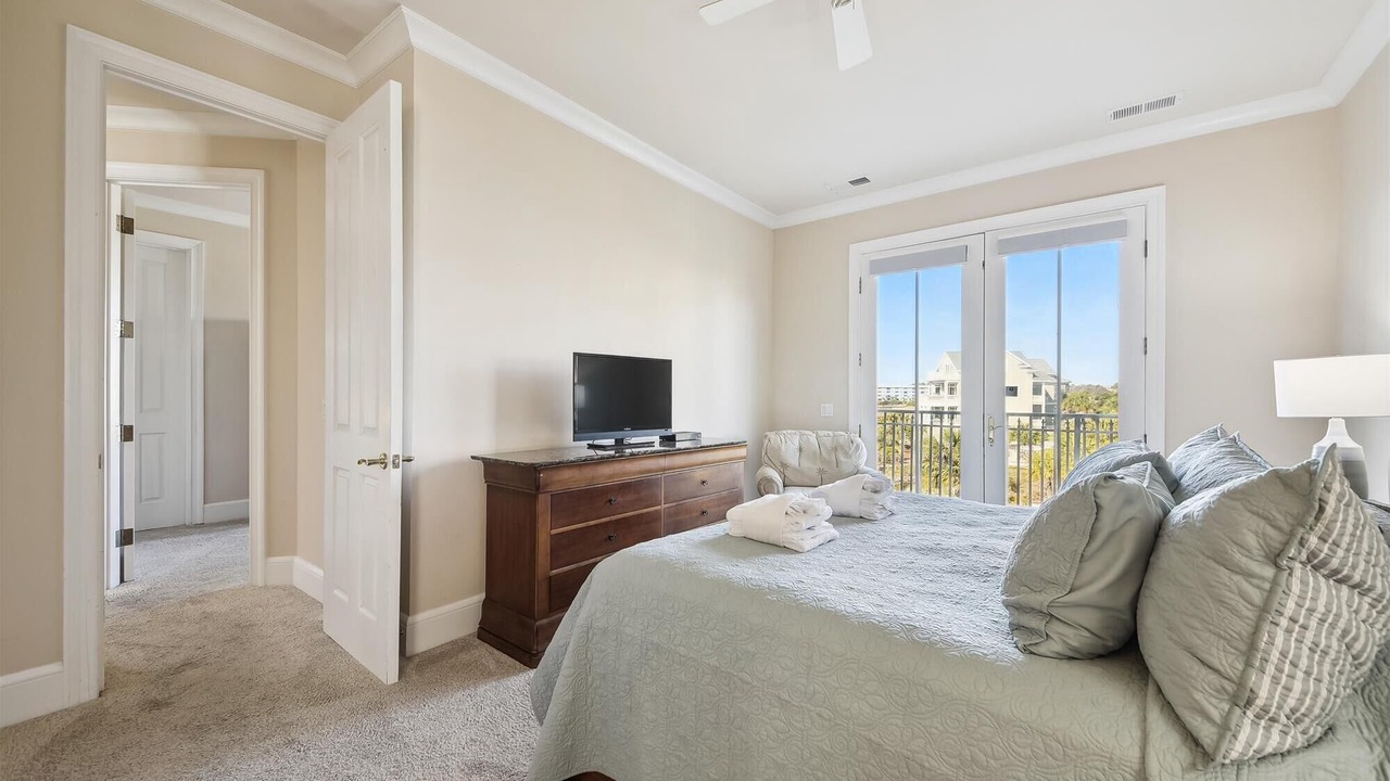 Photo of Bedroom in Palmetto Dunes