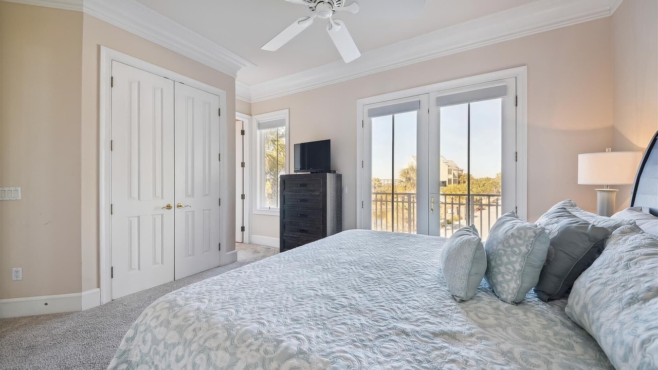 Photo of Bedroom in Palmetto Dunes