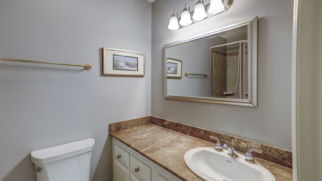 Photo of Bathroom in Shipyard Plantation