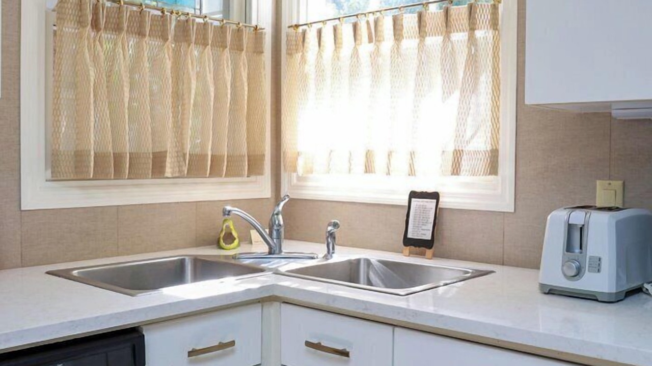 Photo of Kitchen in Shipyard Plantation