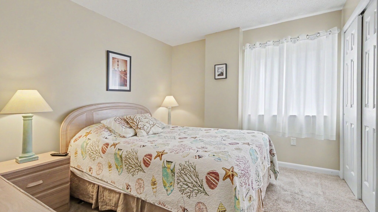 Photo of Bedroom in Windy Hill