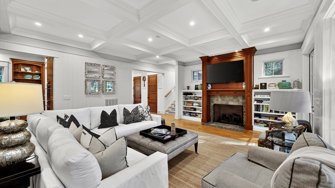 Photo of Livingroom in Vanderhorst Plantation