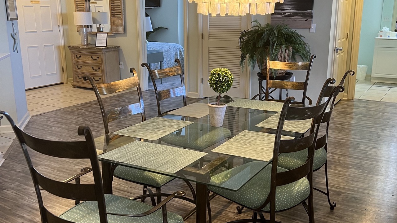 Photo of Livingroom in Arcadian Shores
