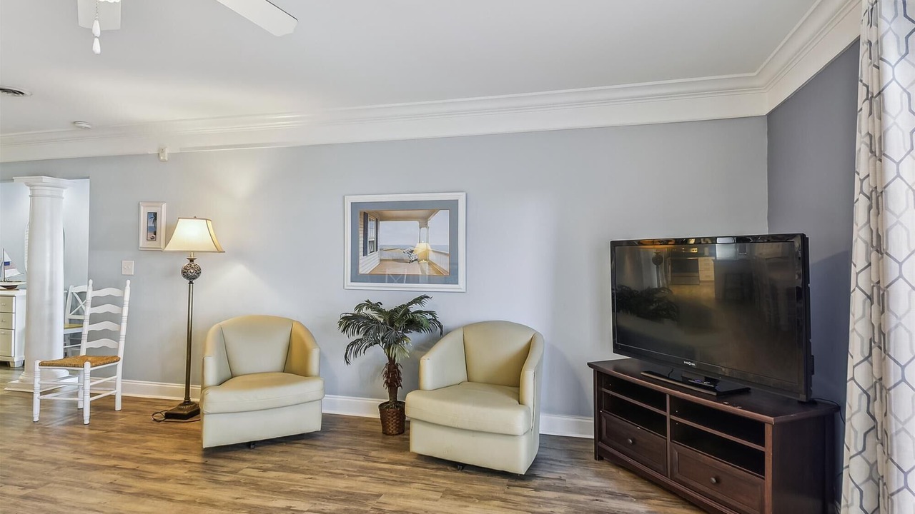 Photo of Livingroom in Crescent Beach