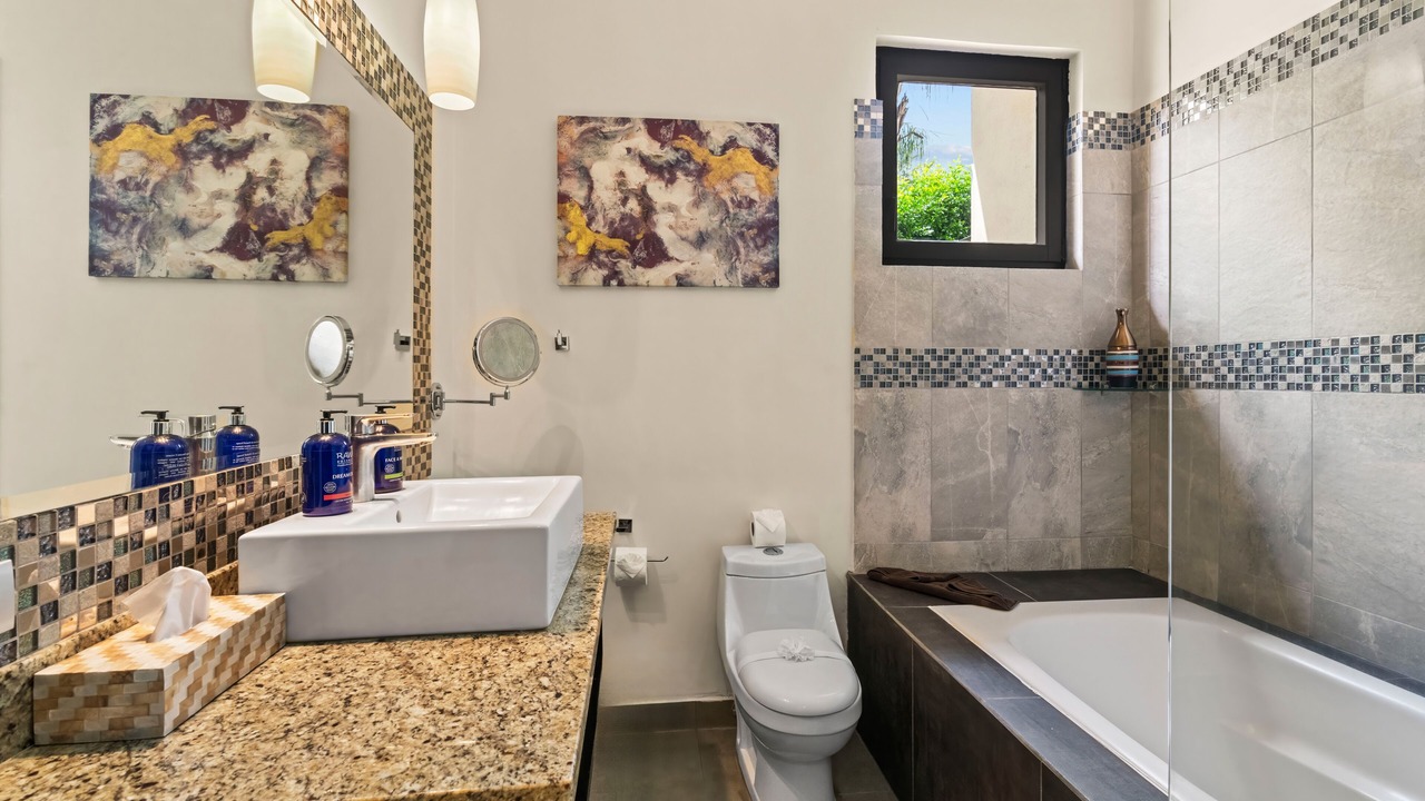Photo of Bathroom in Coco