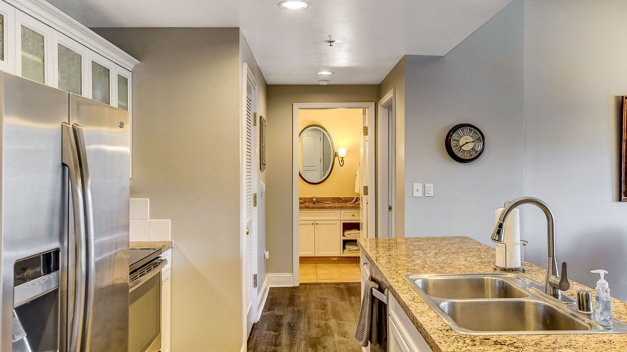 Photo of Kitchen in Lake Las Vegas