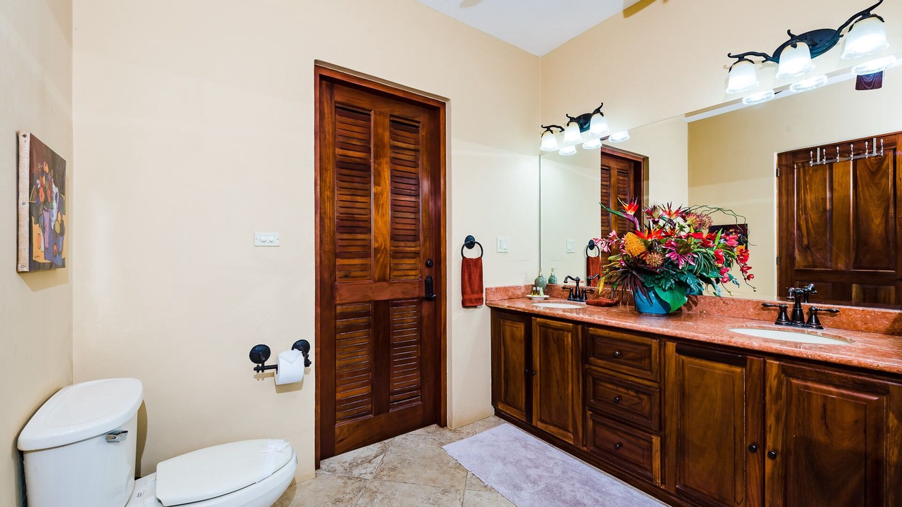 Photo of Bathroom in Potrero