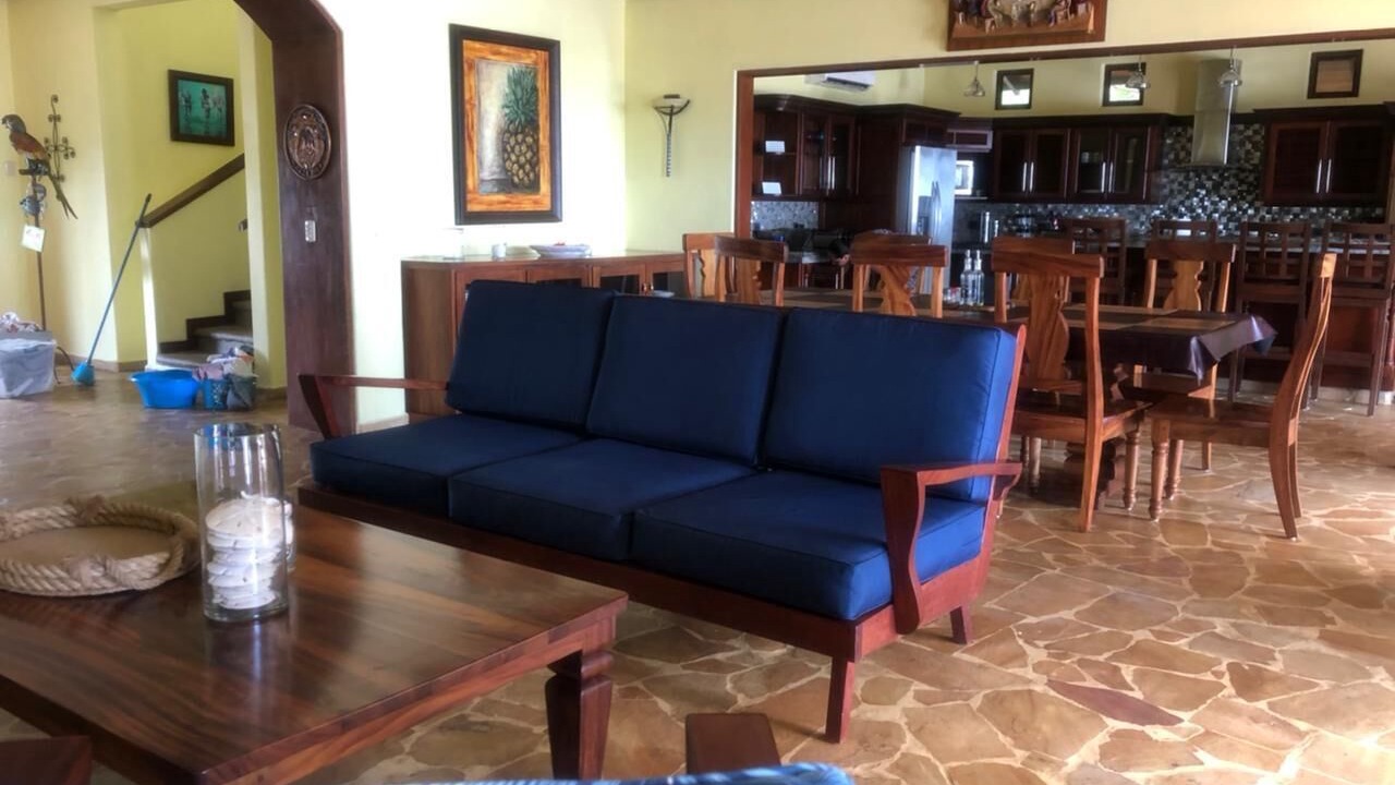 Photo of Livingroom in Playa Coyote