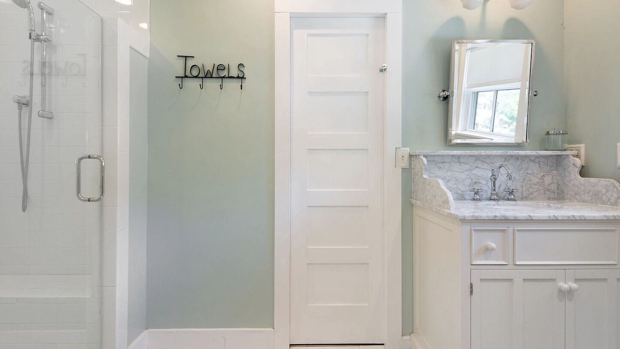 Photo of Bathroom in Isle of Palms