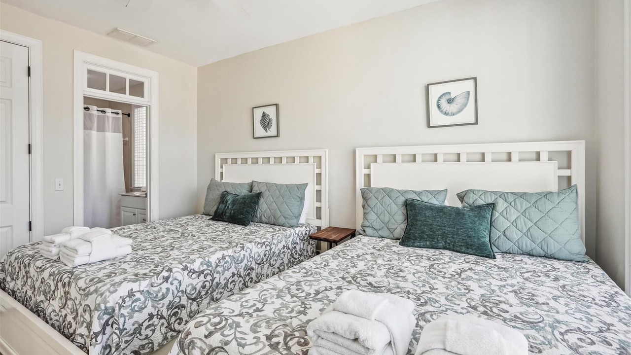 Photo of Bedroom in Palmetto Dunes