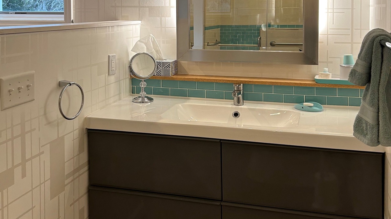 Photo of Bathroom in West Ashley
