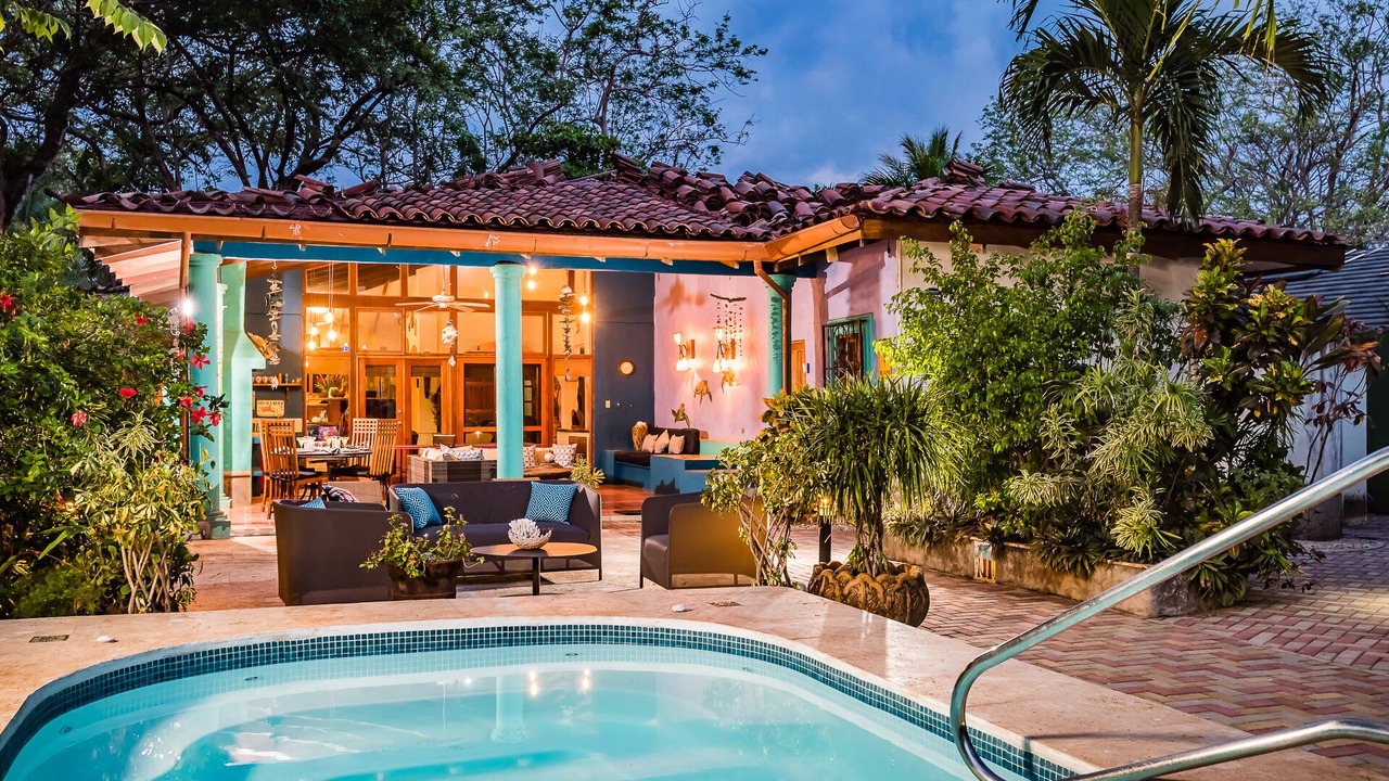 Photo of Outdoor in Palm Beach Estates