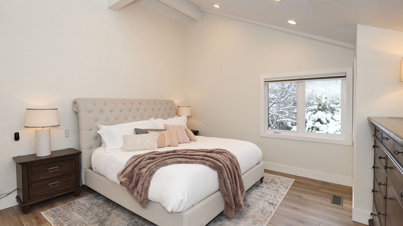 Photo of Bedroom in Cottonwood Heights