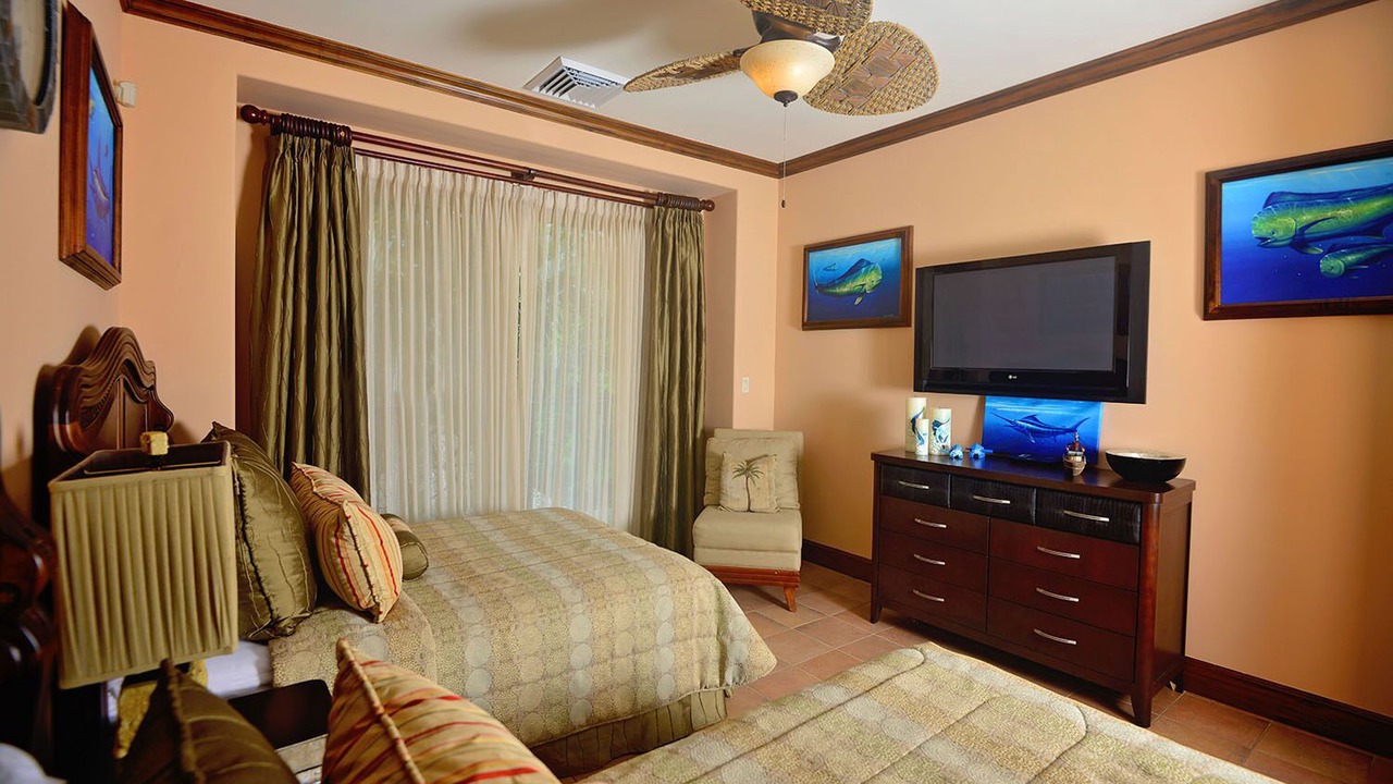 Photo of Bedroom in Canton Parrita