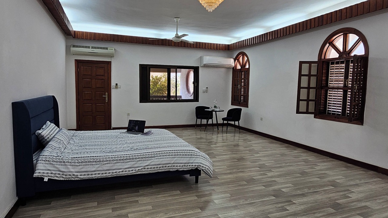 Photo of Bedroom in Azaiba