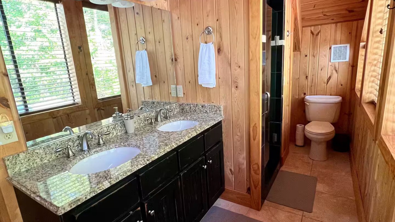 Photo of Bathroom in Six Mile