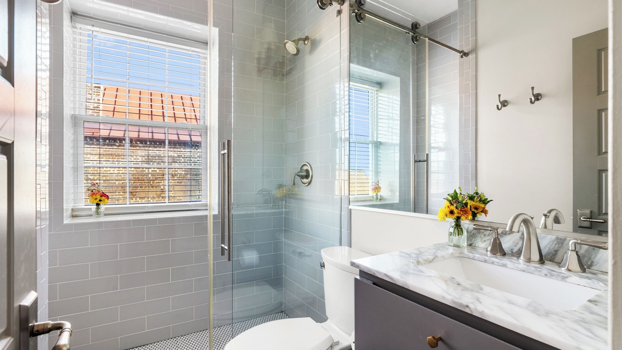 Photo of Bathroom in Cannonborough Elliotborough