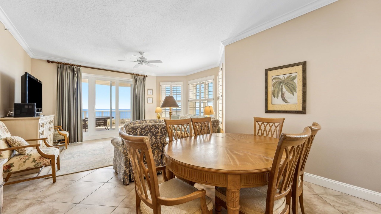 Photo of Livingroom in Amelia City