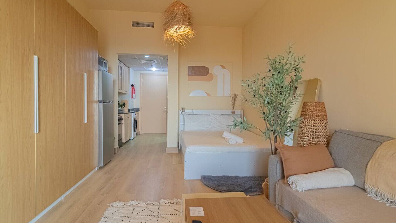 Photo of Livingroom in Al Hamra Village
