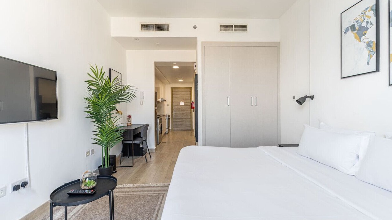 Photo of Bedroom in Jumeirah Village Circle