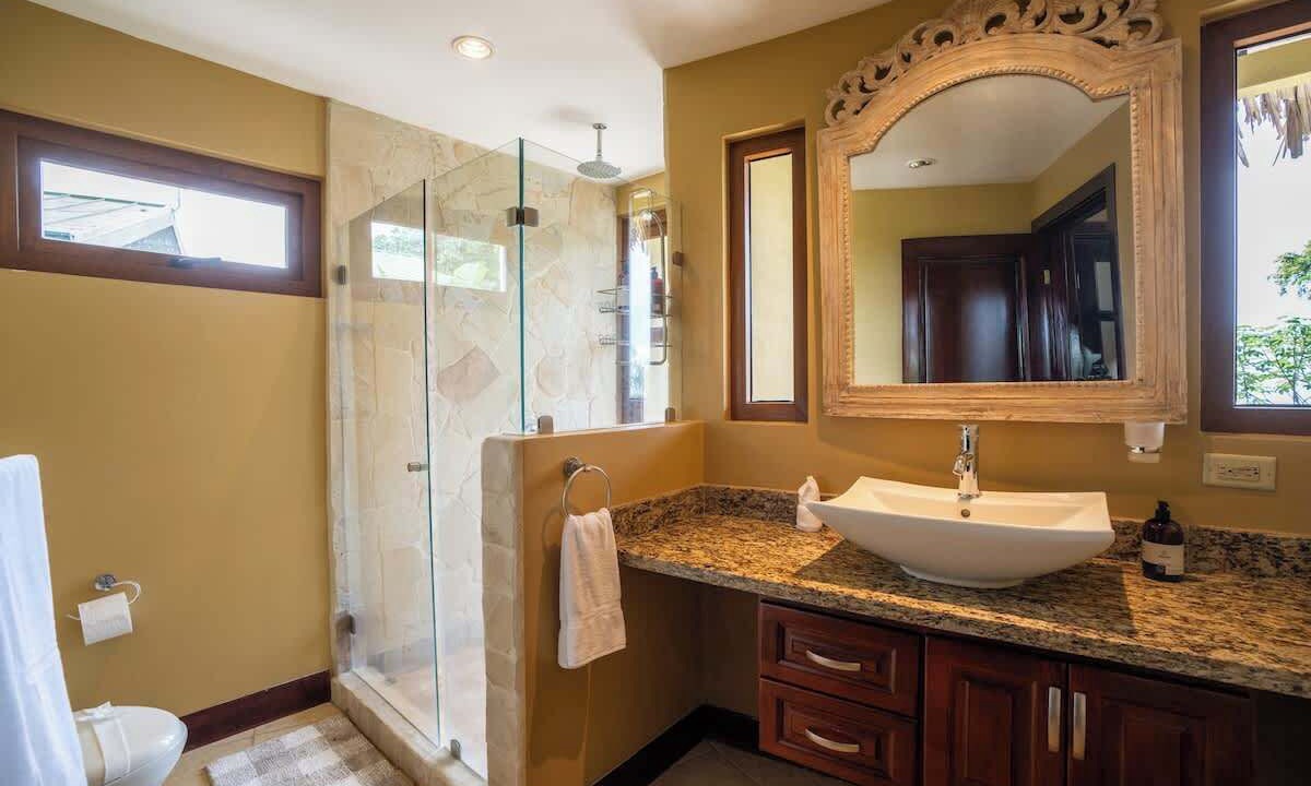 Photo of Bathroom in Jaco