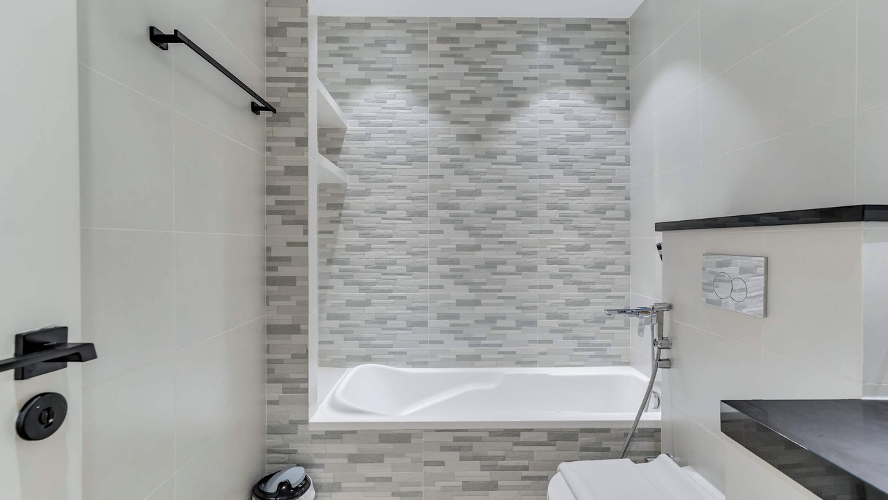 Photo of Bathroom in The Greens