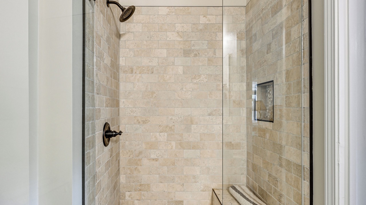 Photo of Bathroom in Sapphire
