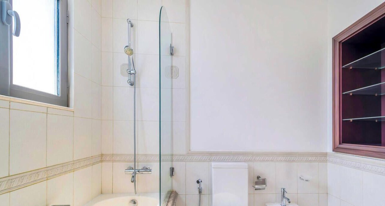 Photo of Bathroom in Palm Jumeirah