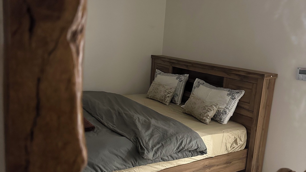 Photo of Bedroom in Azaiba