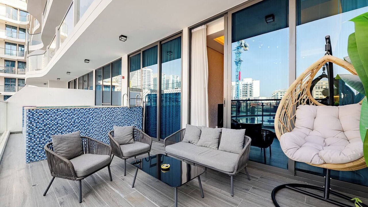 Photo of Patio Balcony in Al Barsha