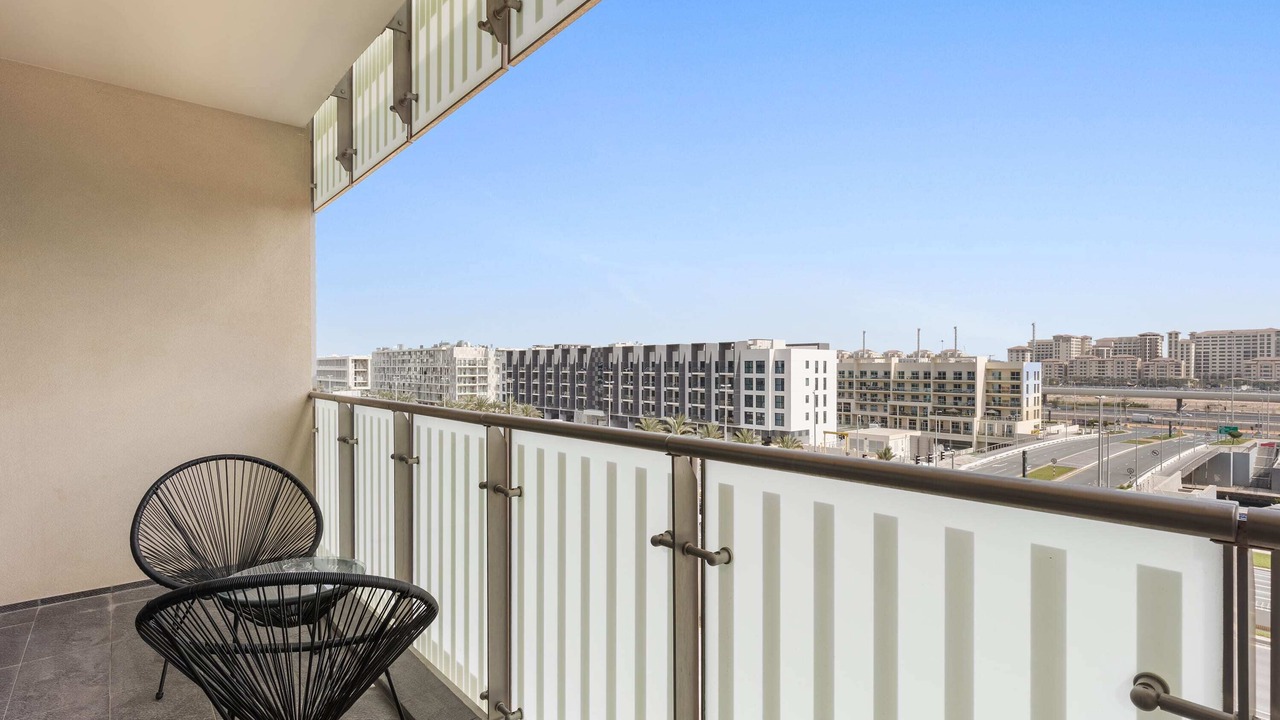 Photo of Patio Balcony in Al Raha Beach