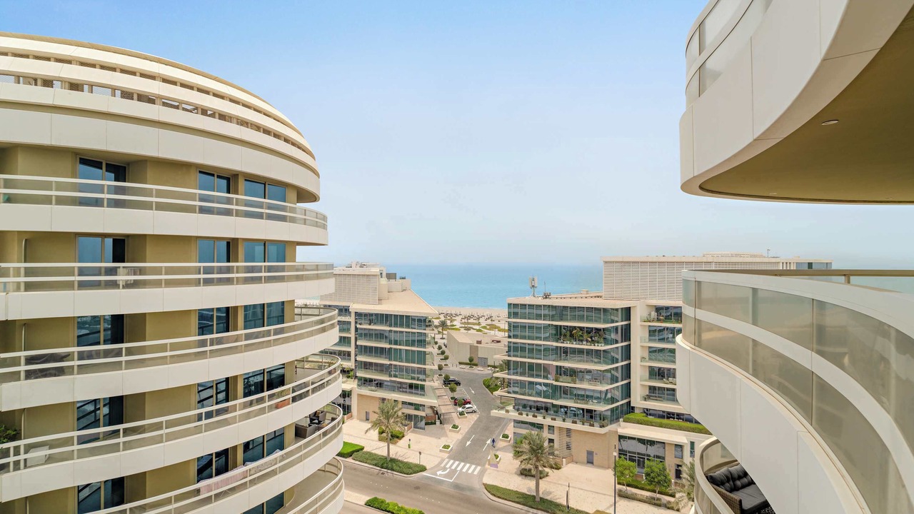Photo of Patio Balcony in Saadiyat Cultural District