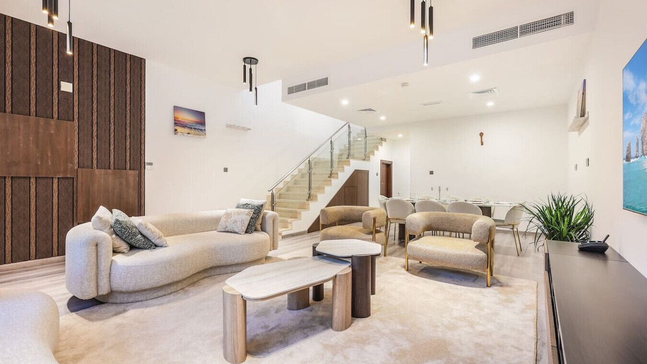 Photo of Livingroom in Jumeirah Village