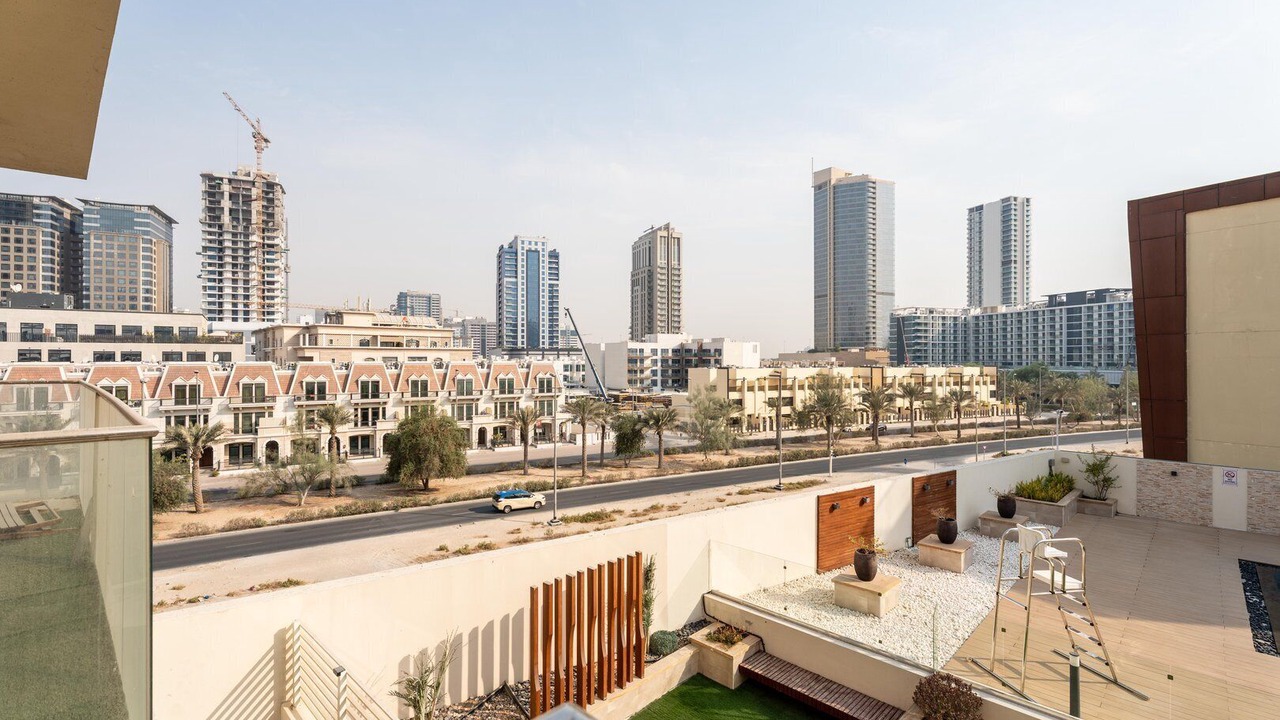 Photo of Outdoor in Jumeirah Village Circle