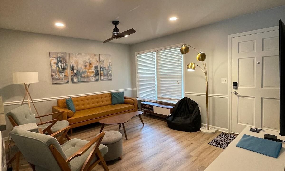 Photo of Livingroom in North Charleston