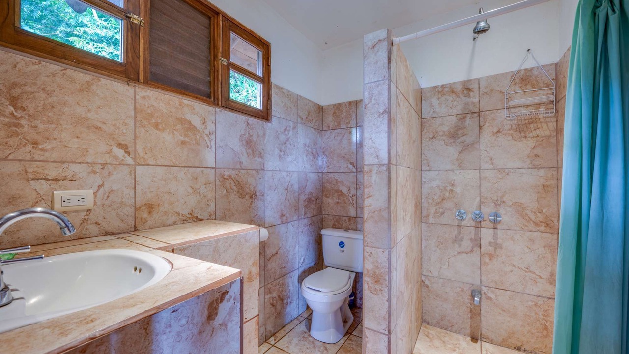 Photo of Bathroom in Canafistula