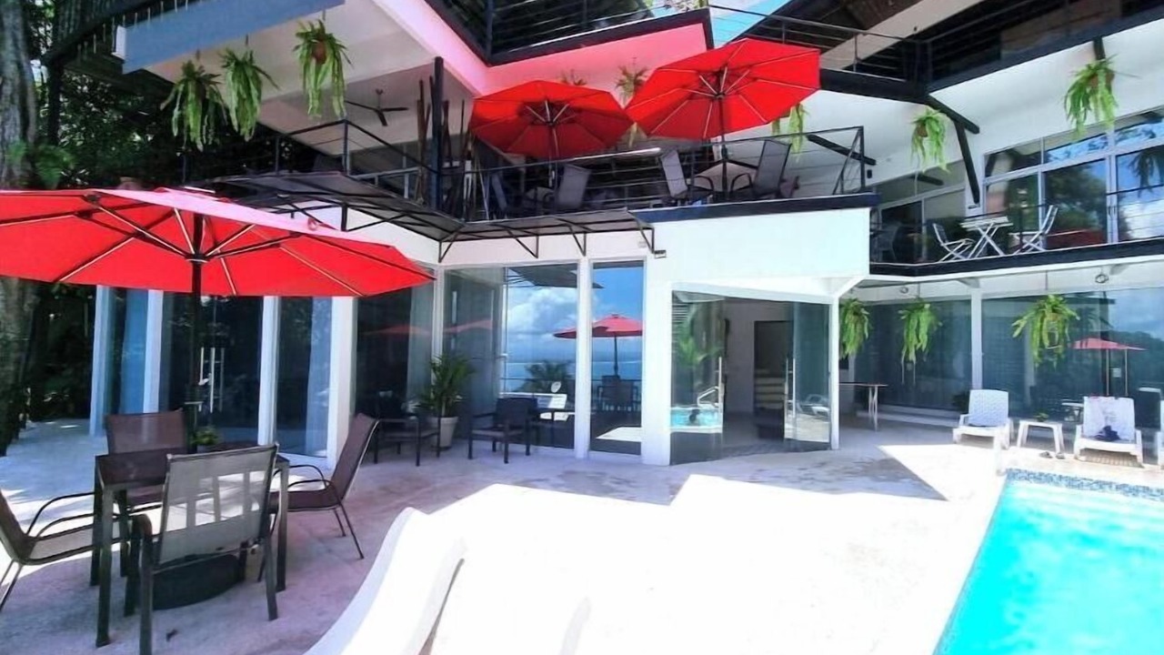 Photo of Outdoor in Manuel Antonio